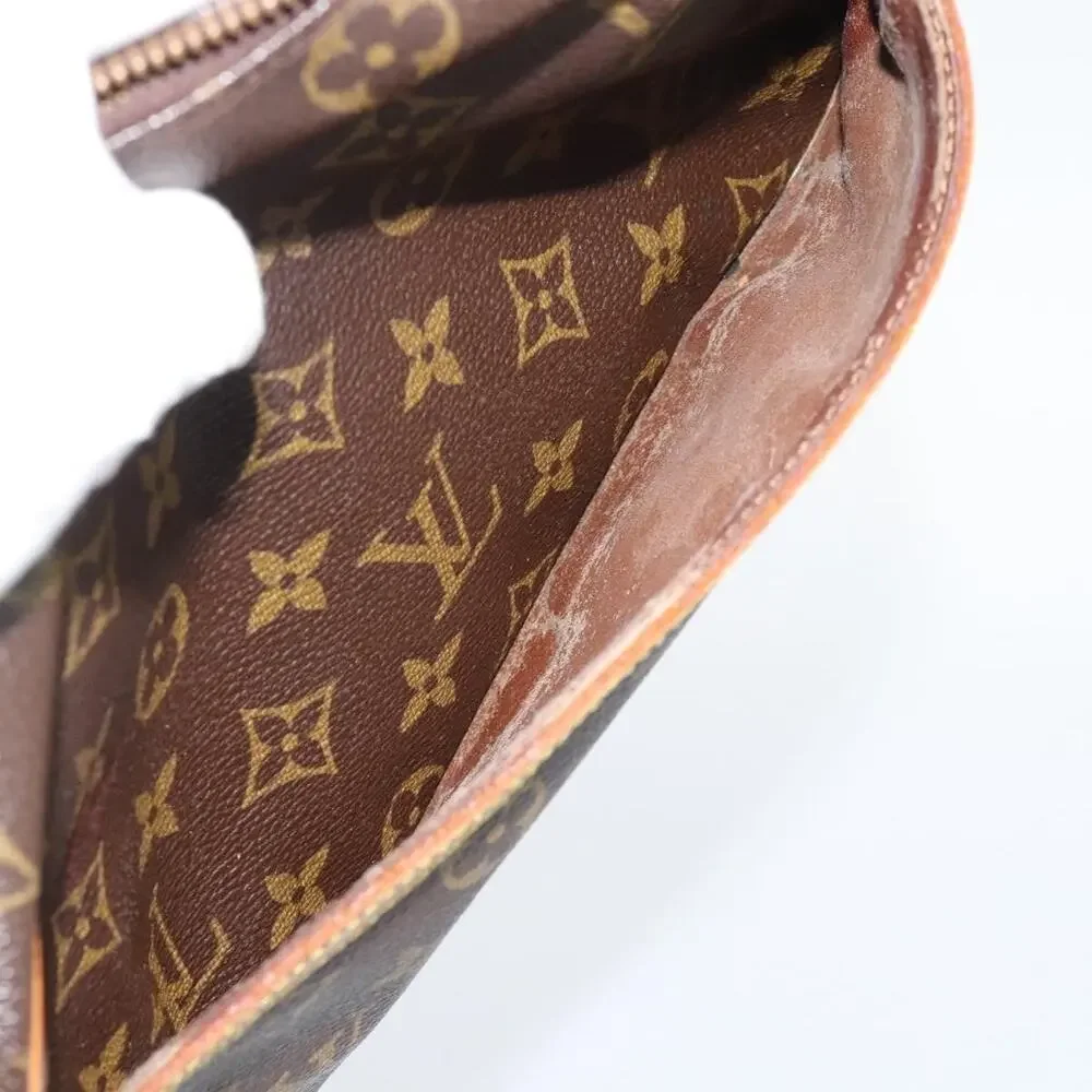 Louis Vuitton height width